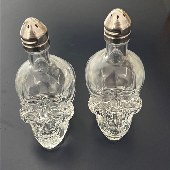 Crystal Head Vodka Other - Crystal Head Vodka Salt & Pepper Shakers